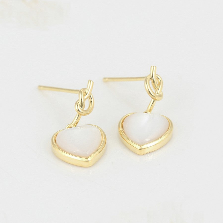 Arete Corazón de Concha Colgante