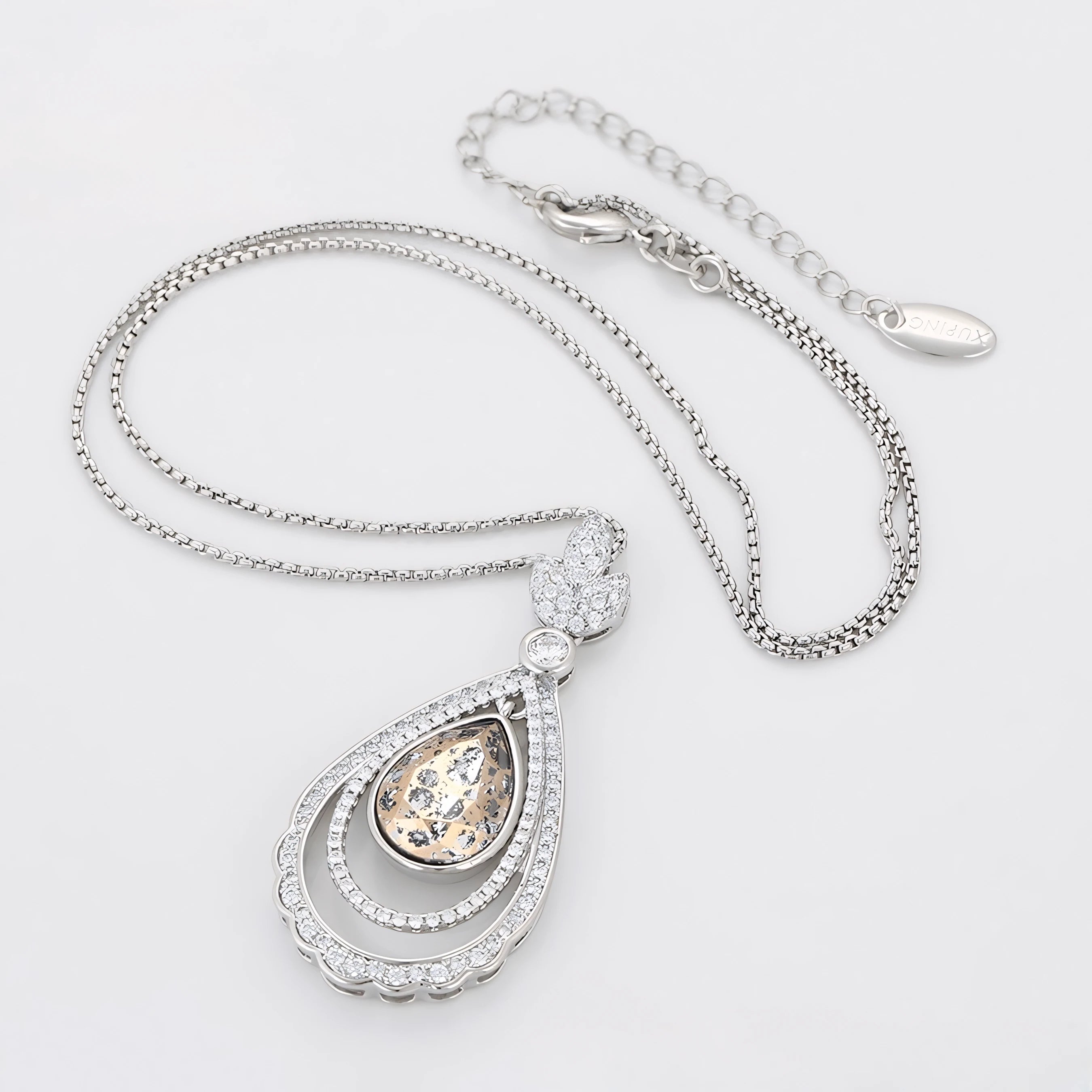 Collar De Lujo Elegante Chapado En Platino