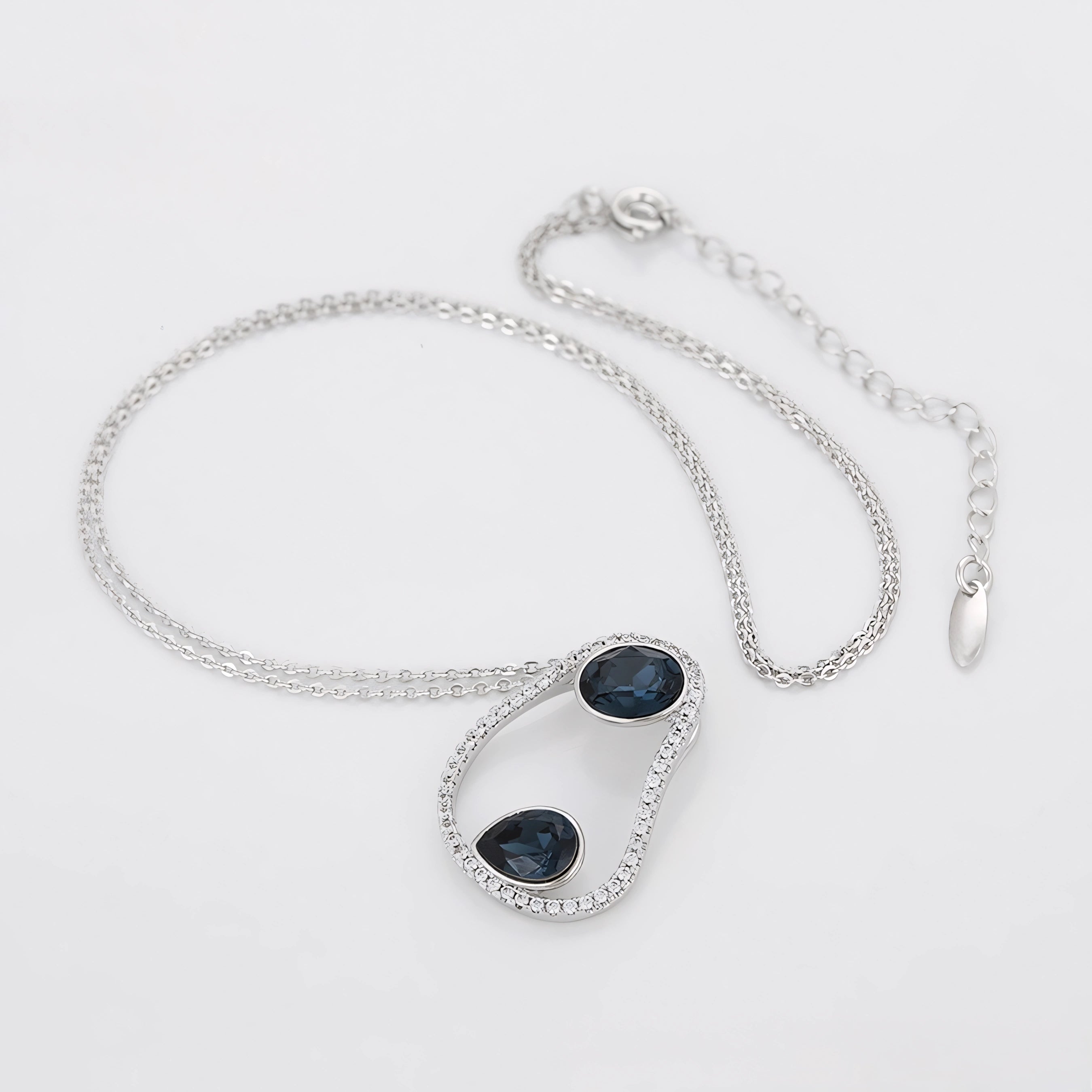 Collar Minimalista Elegante Con Zirconias Chapado En Platino