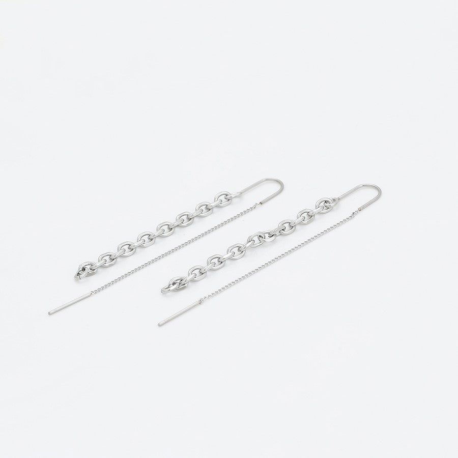 Boucle d'oreille longue en acier