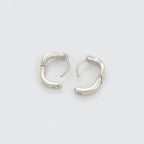 Mini Huggie Con Zirconias Blancas