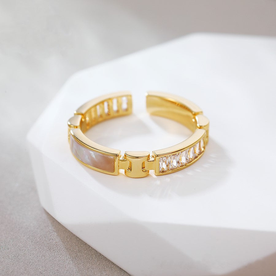 Anillo Baguettes y Concha