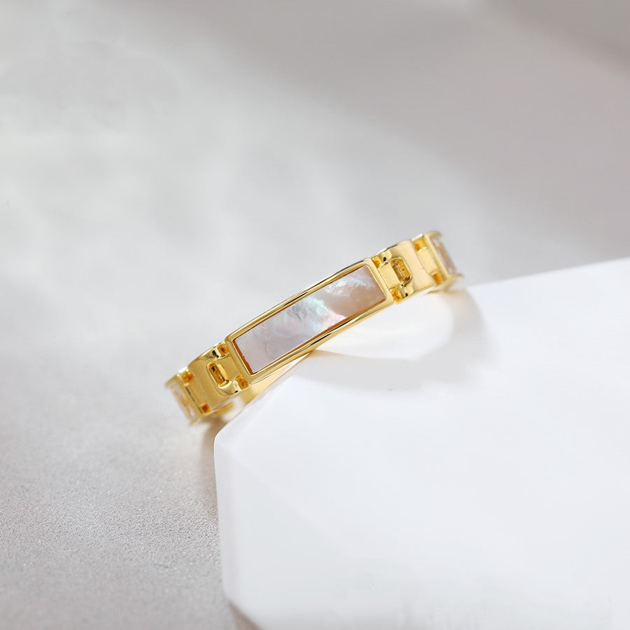 Anillo Baguettes y Concha