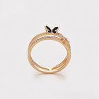 Anillo con Mariposa y Zirconia Incrustadas de Oro Laminado 18K