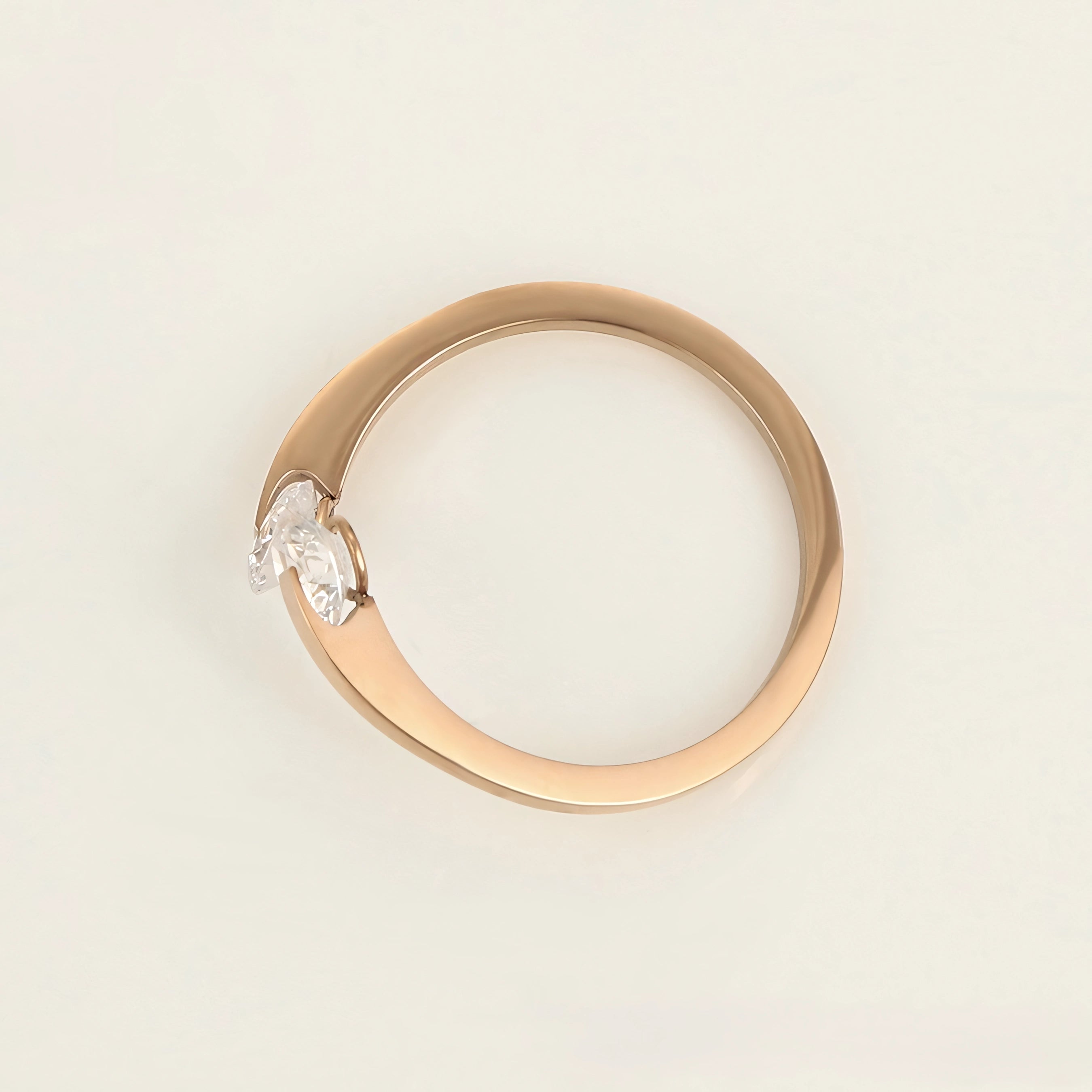 Anillo con Zirconia Acero inoxidable Rosado Elegante y Moderno