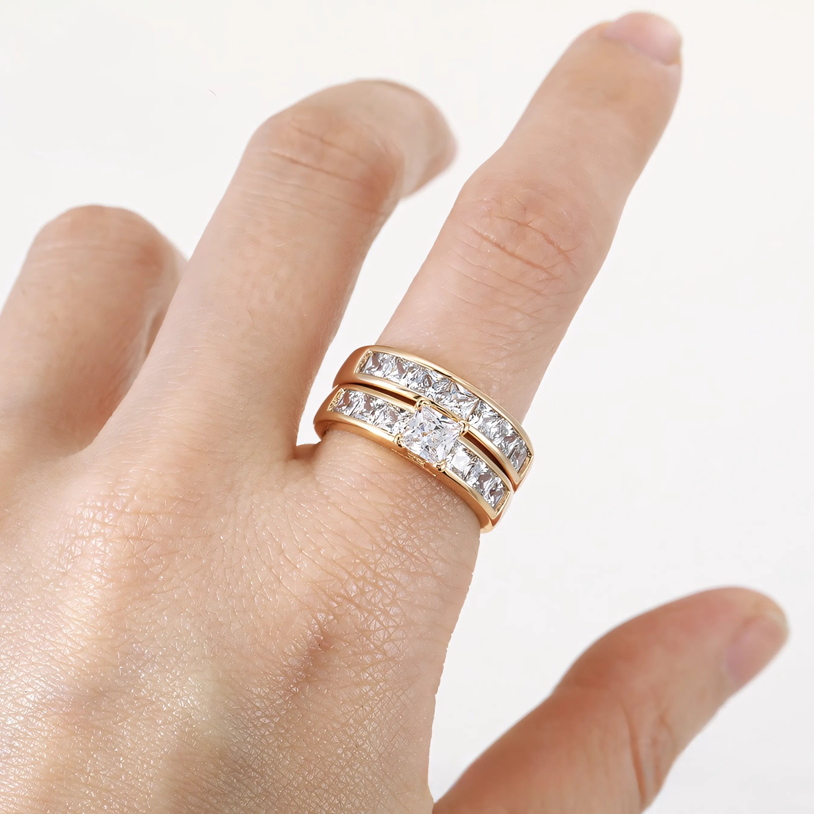 Anillo Doble Oro Laminado 18K con Zirconia Alianza