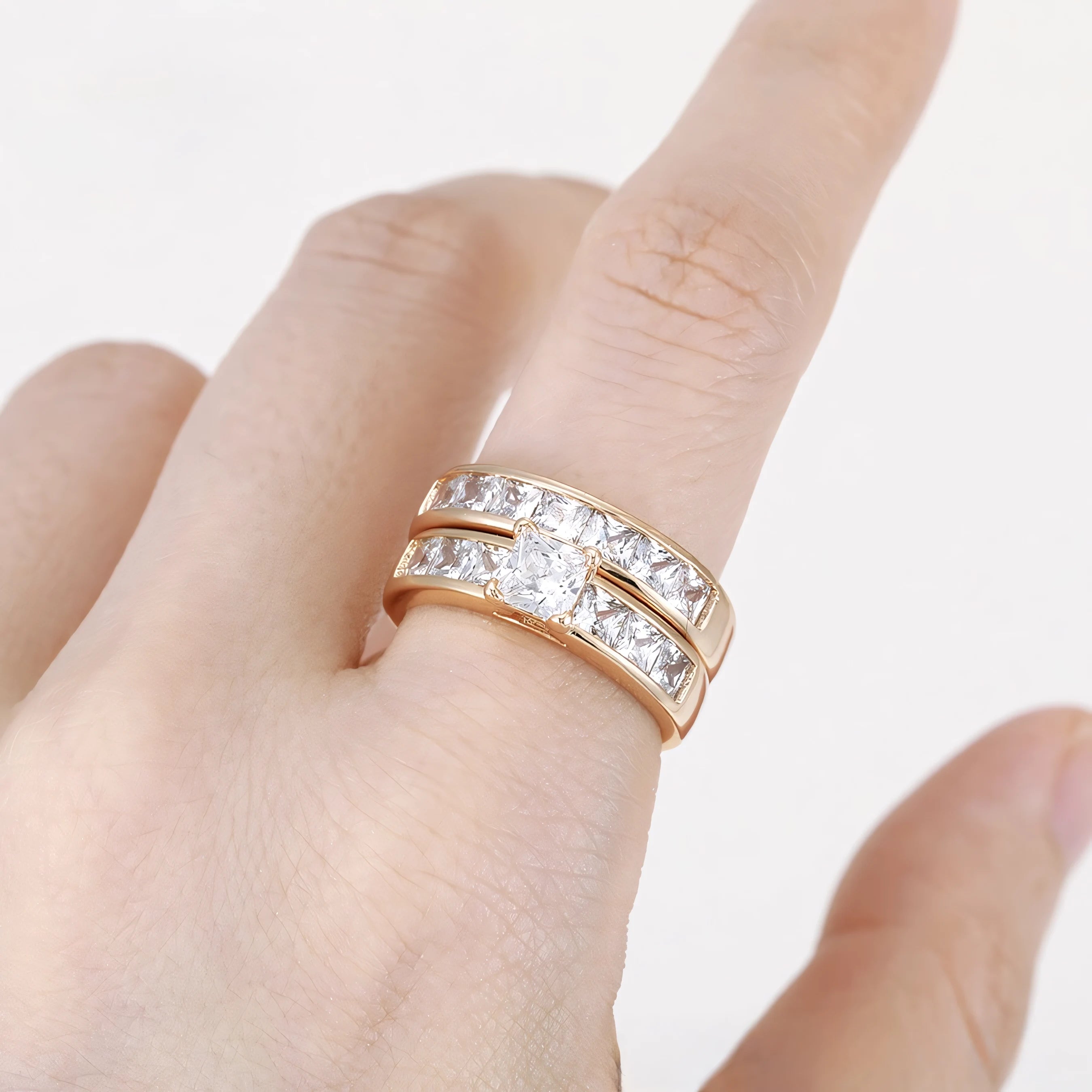 Anillo Doble Oro Laminado 18K con Zirconia Alianza