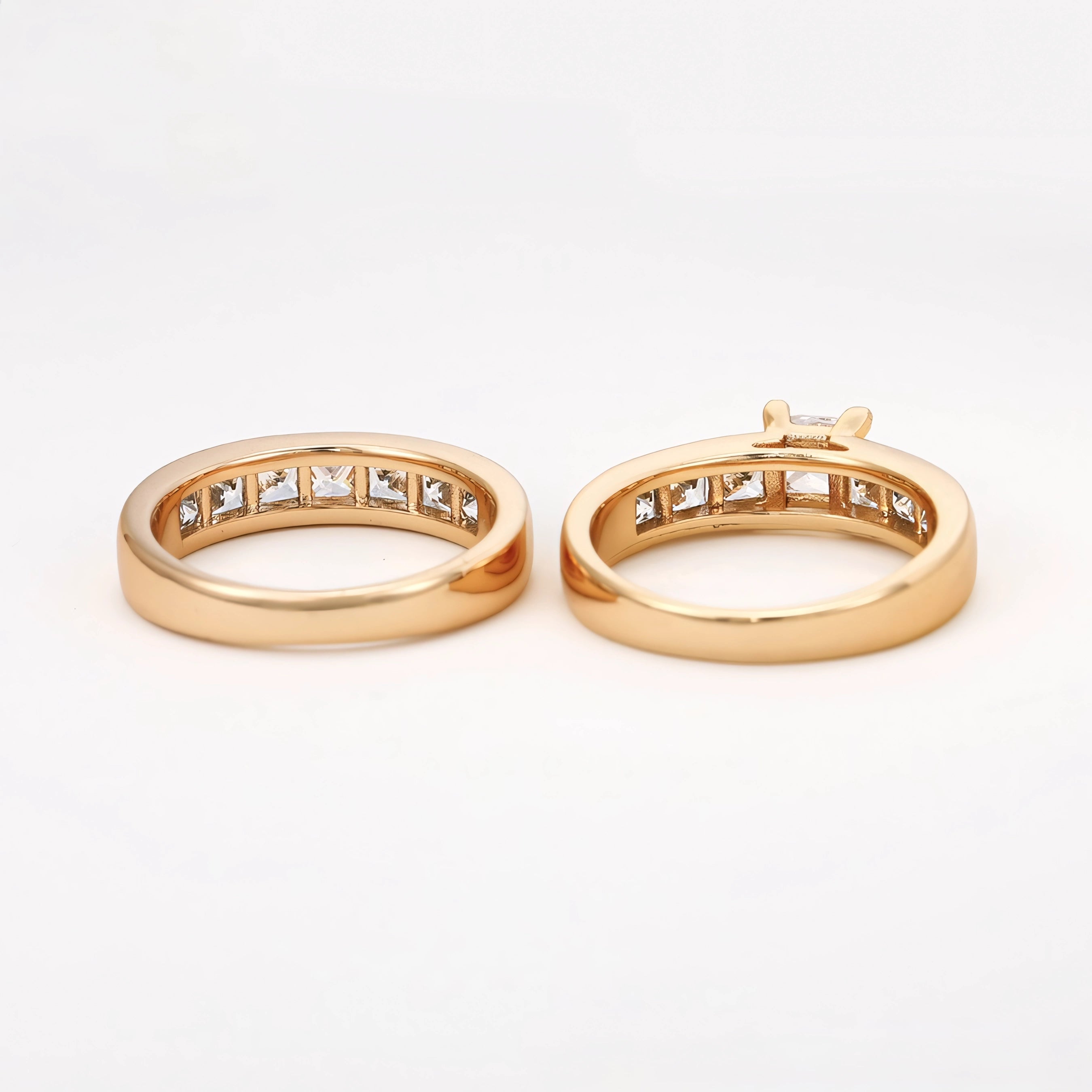 Anillo Doble Oro Laminado 18K con Zirconia Alianza
