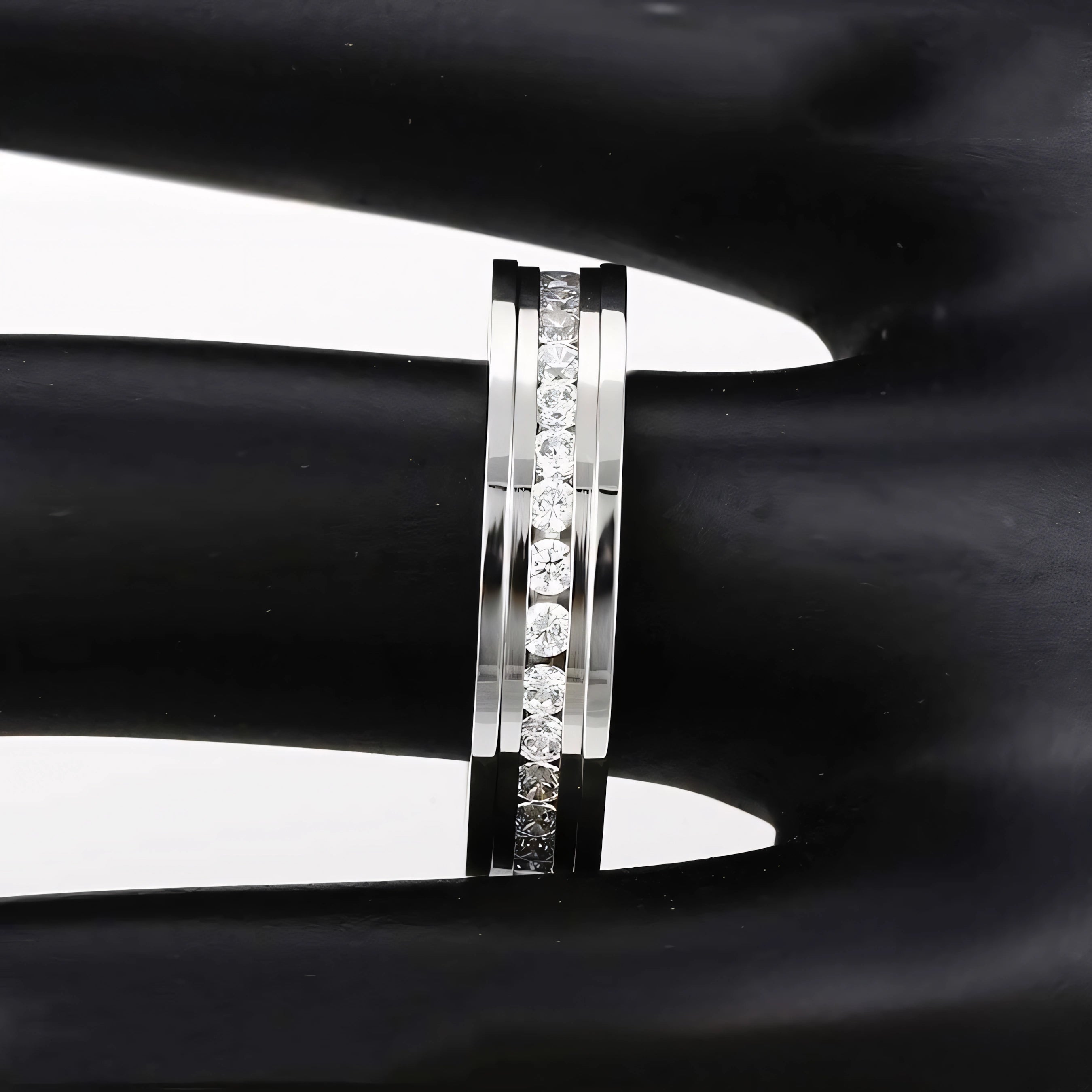 Anillo Elegante con Zirconia de Acero Inoxidable