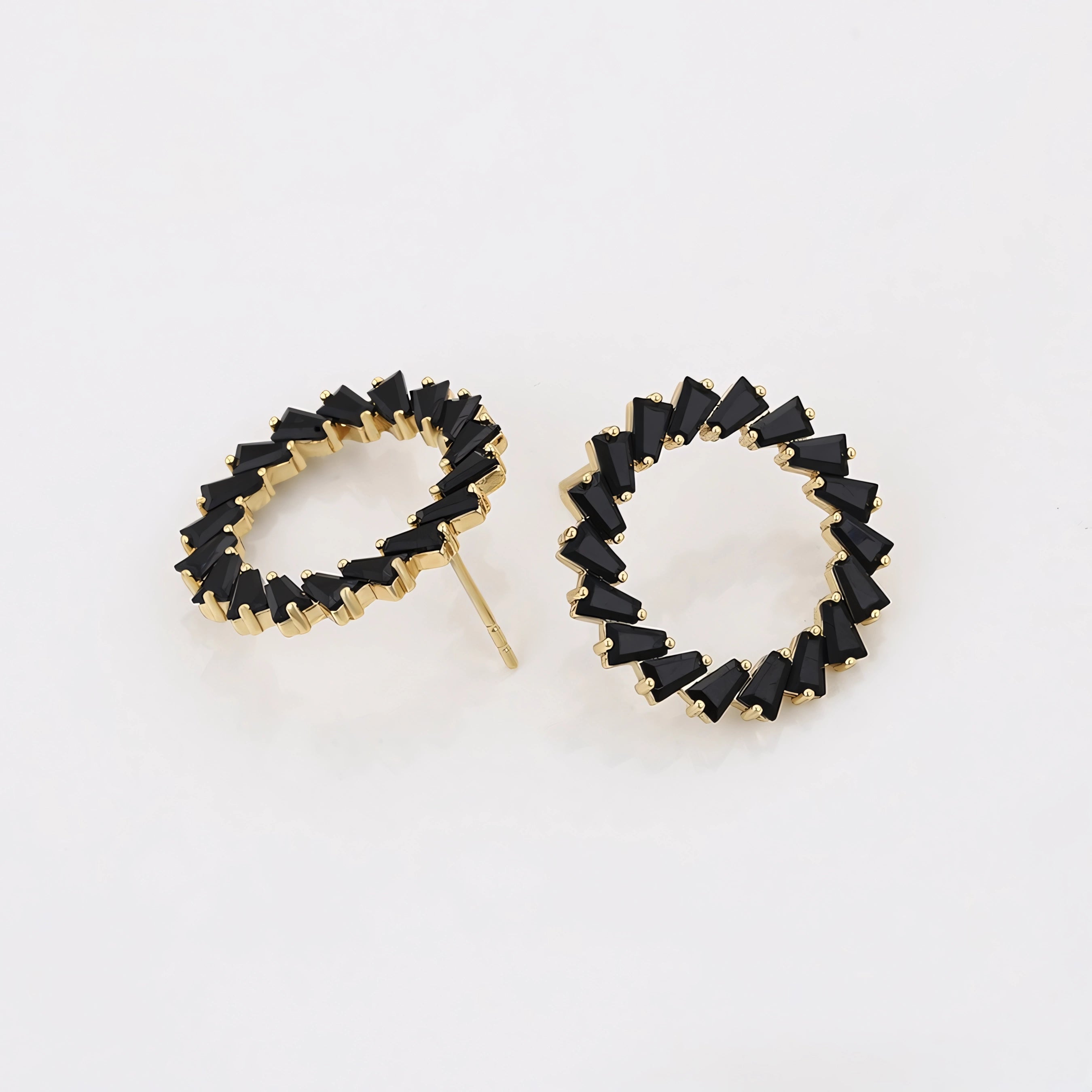 Aretes Circulares Negros Oro Laminado 14K