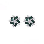 Aretes con Zirconias y Piedra Verde Chapado en Platino