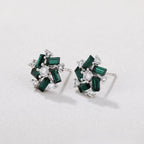 Aretes con Zirconias y Piedra Verde Chapado en Platino