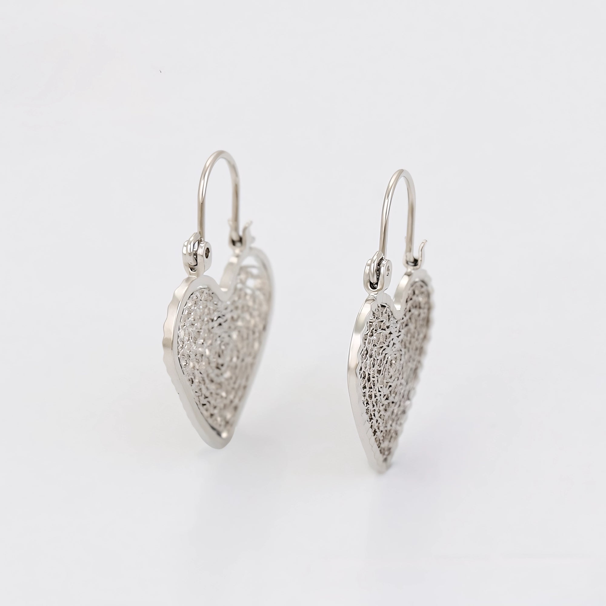 Aretes de Corazón Chapado en Platino