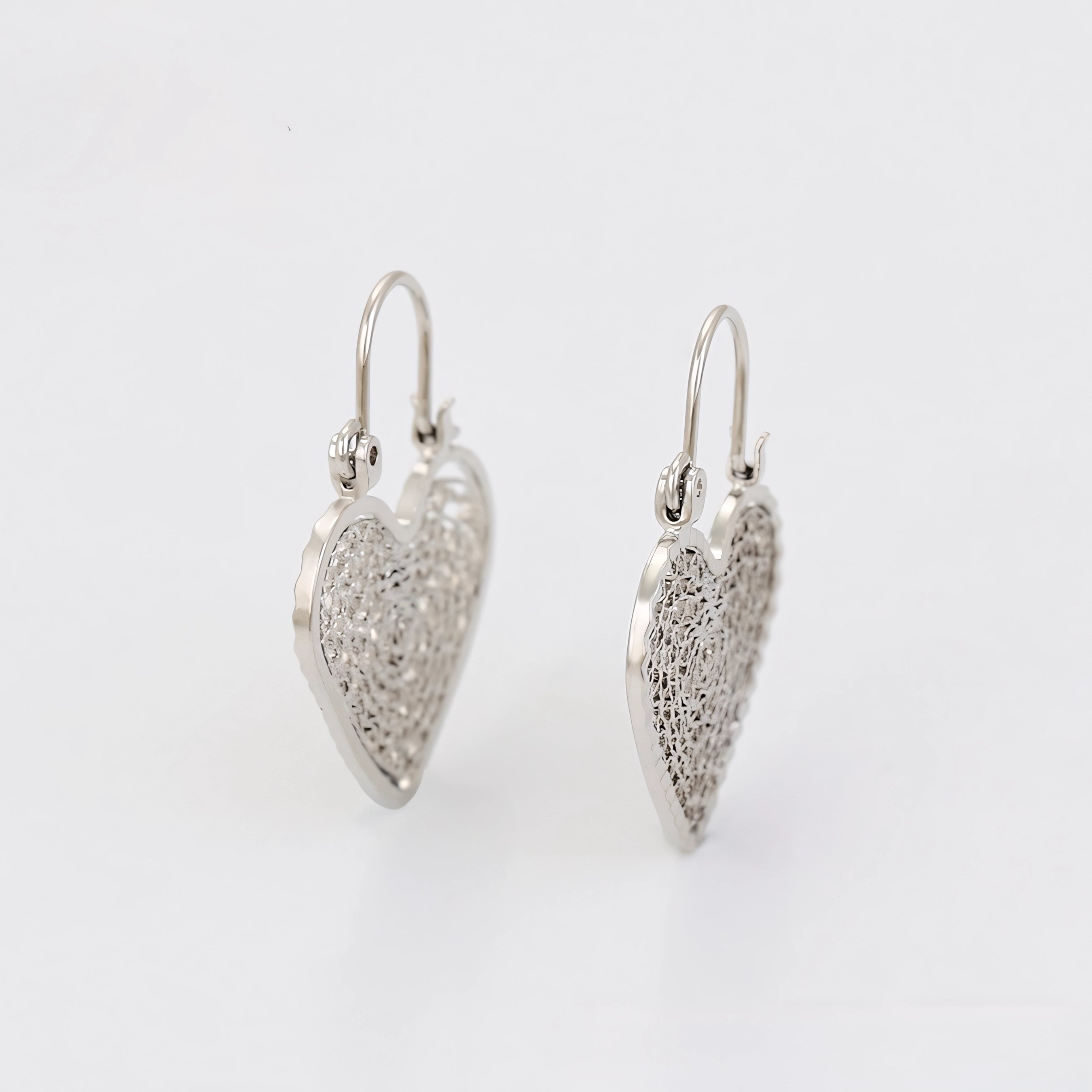 Aretes de Corazón Chapado en Platino
