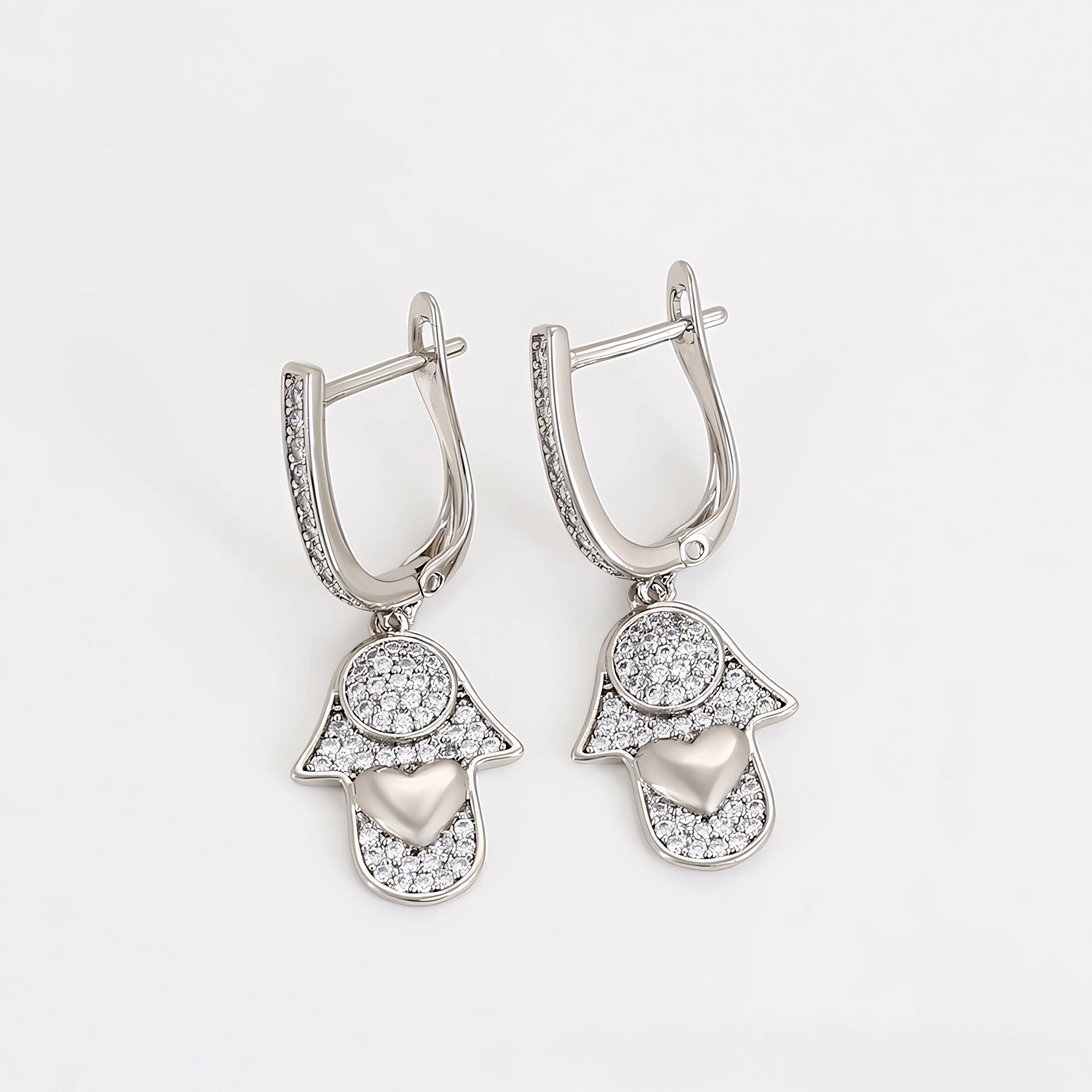 Aretes Mano de Fátima Chapado en Platino con Zirconias