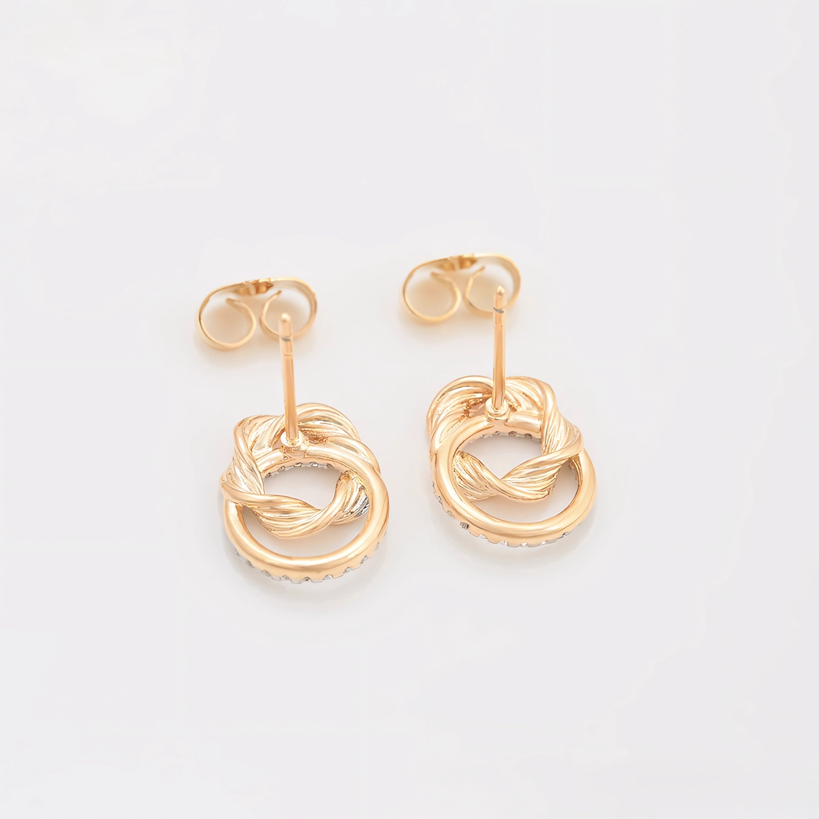 Aretes Multicolor con Doble C’rculo en Oro Laminado 18K