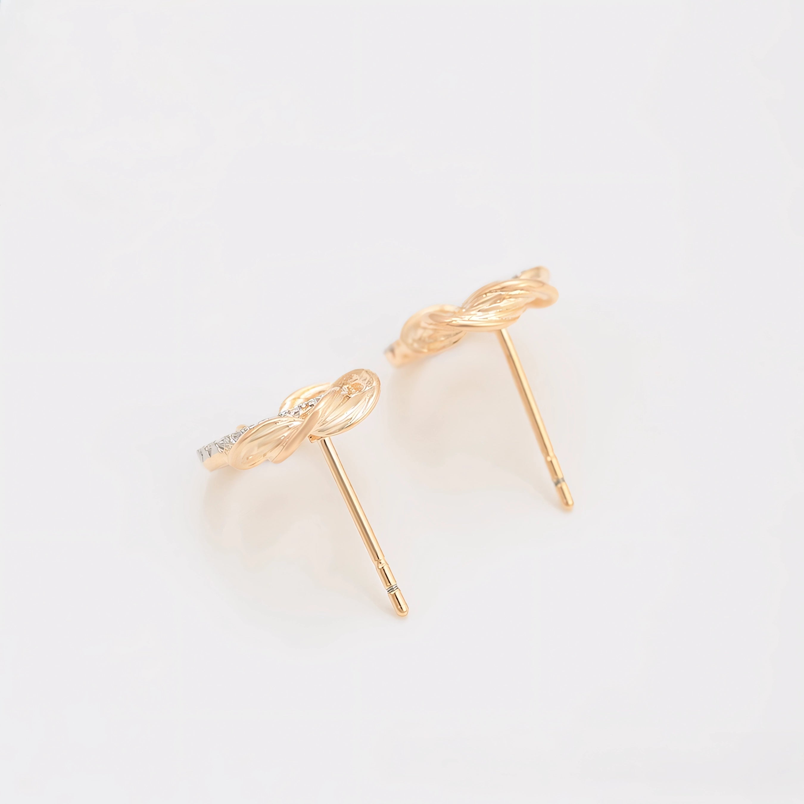 Aretes Multicolor con Doble C’rculo en Oro Laminado 18K