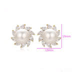 Aretes Redondos con Zirconias y Perla Oro Laminado 14K