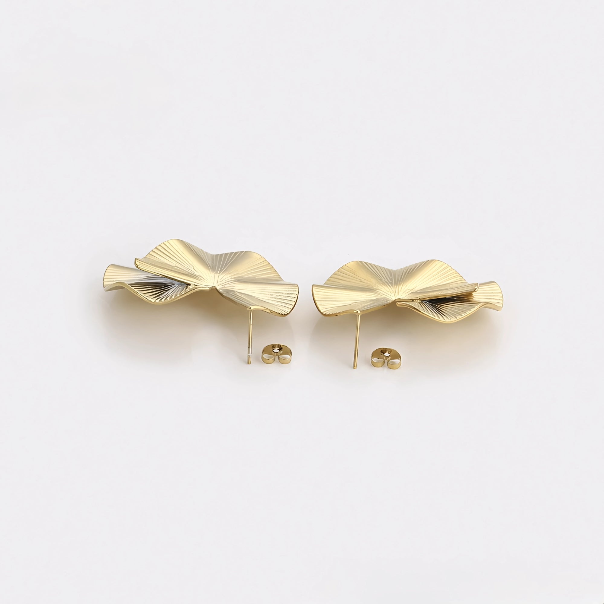 Aretes Simples de Acero Inoxidable 14K