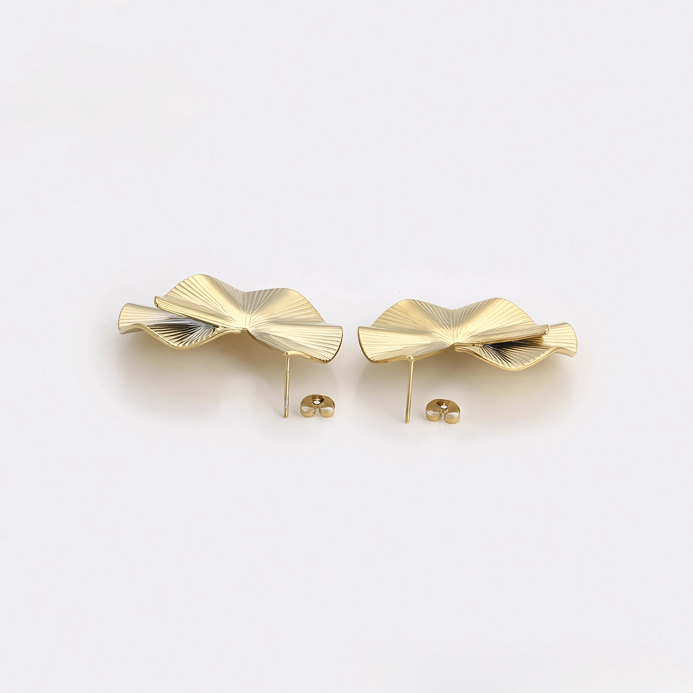 Aretes Simples de Acero Inoxidable 14K