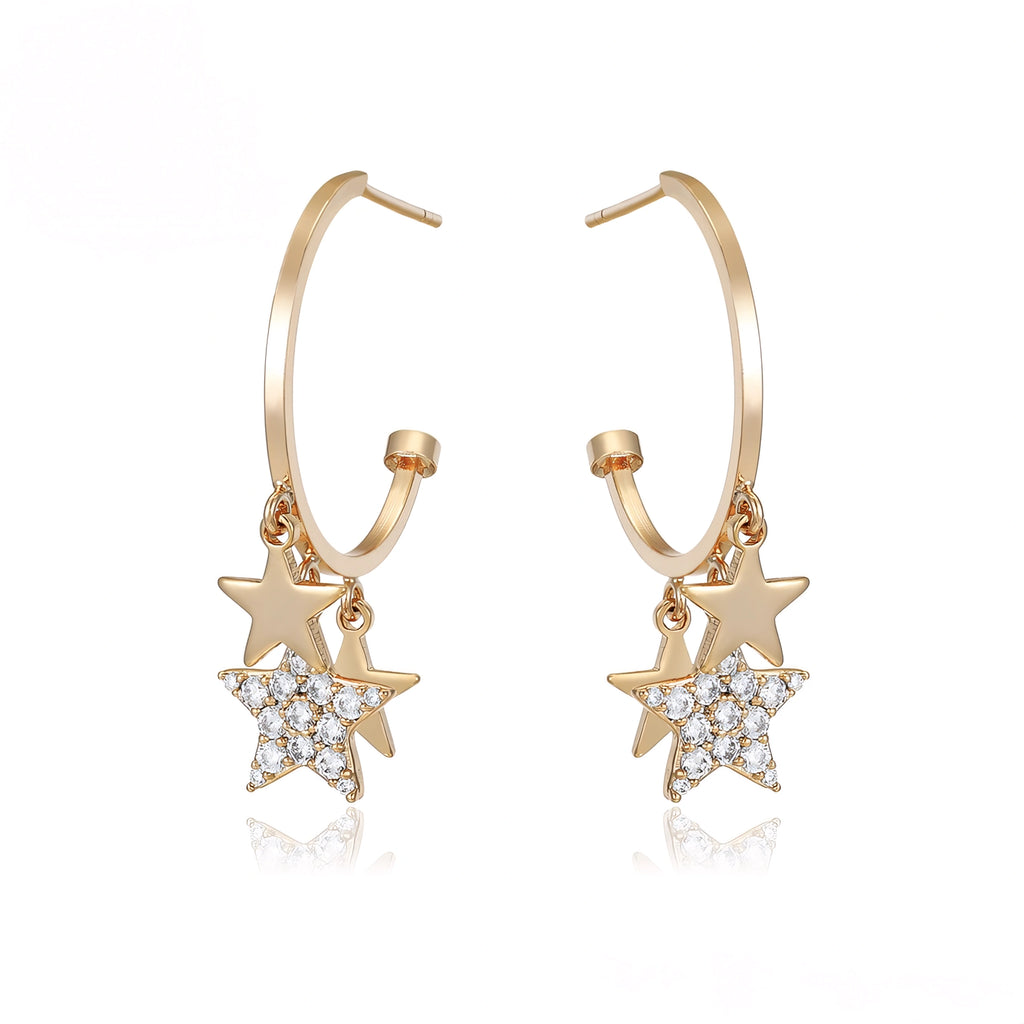 Arracada con Estrellas Colgantes en Oro Laminado 18K