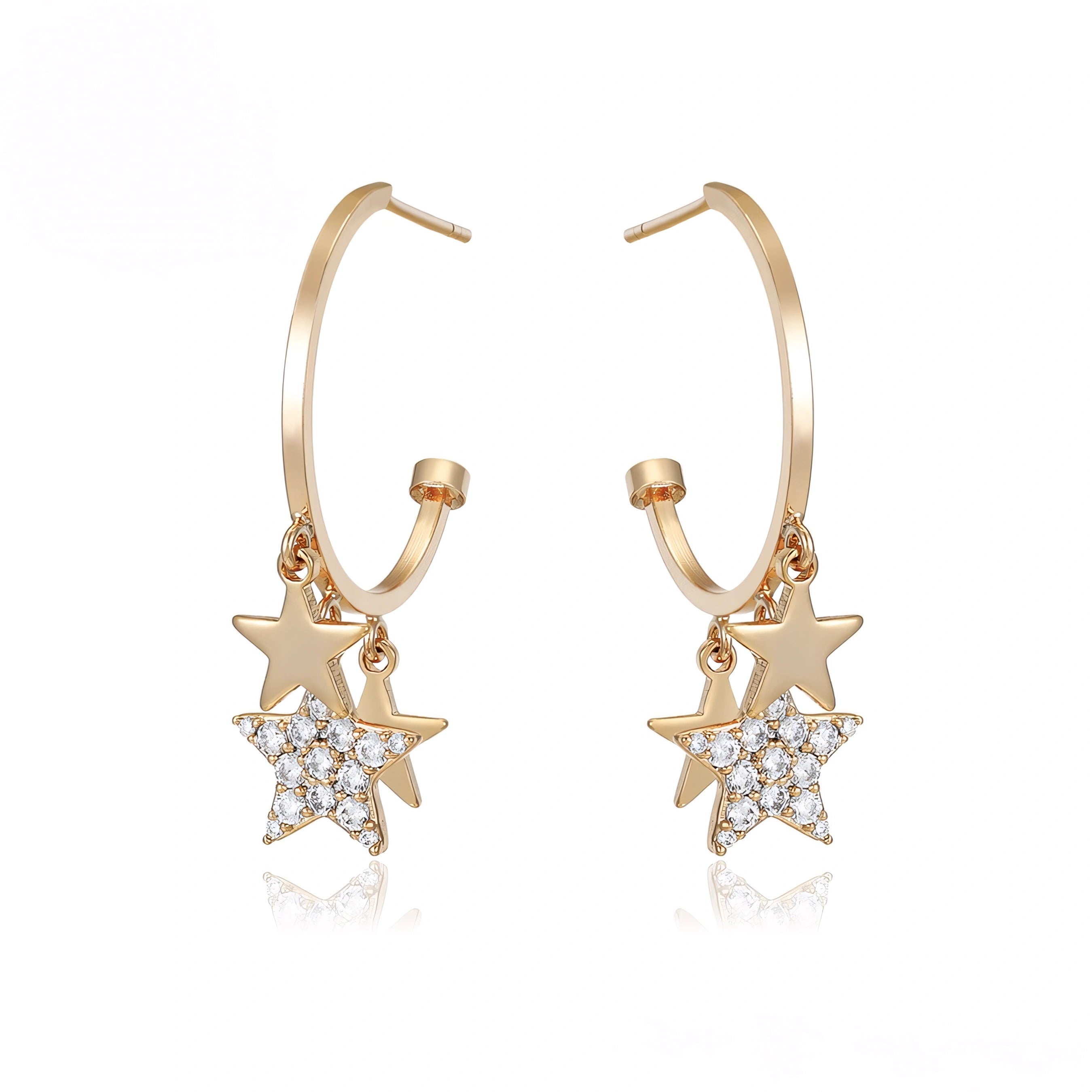 Arracada con Estrellas Colgantes en Oro Laminado 18K