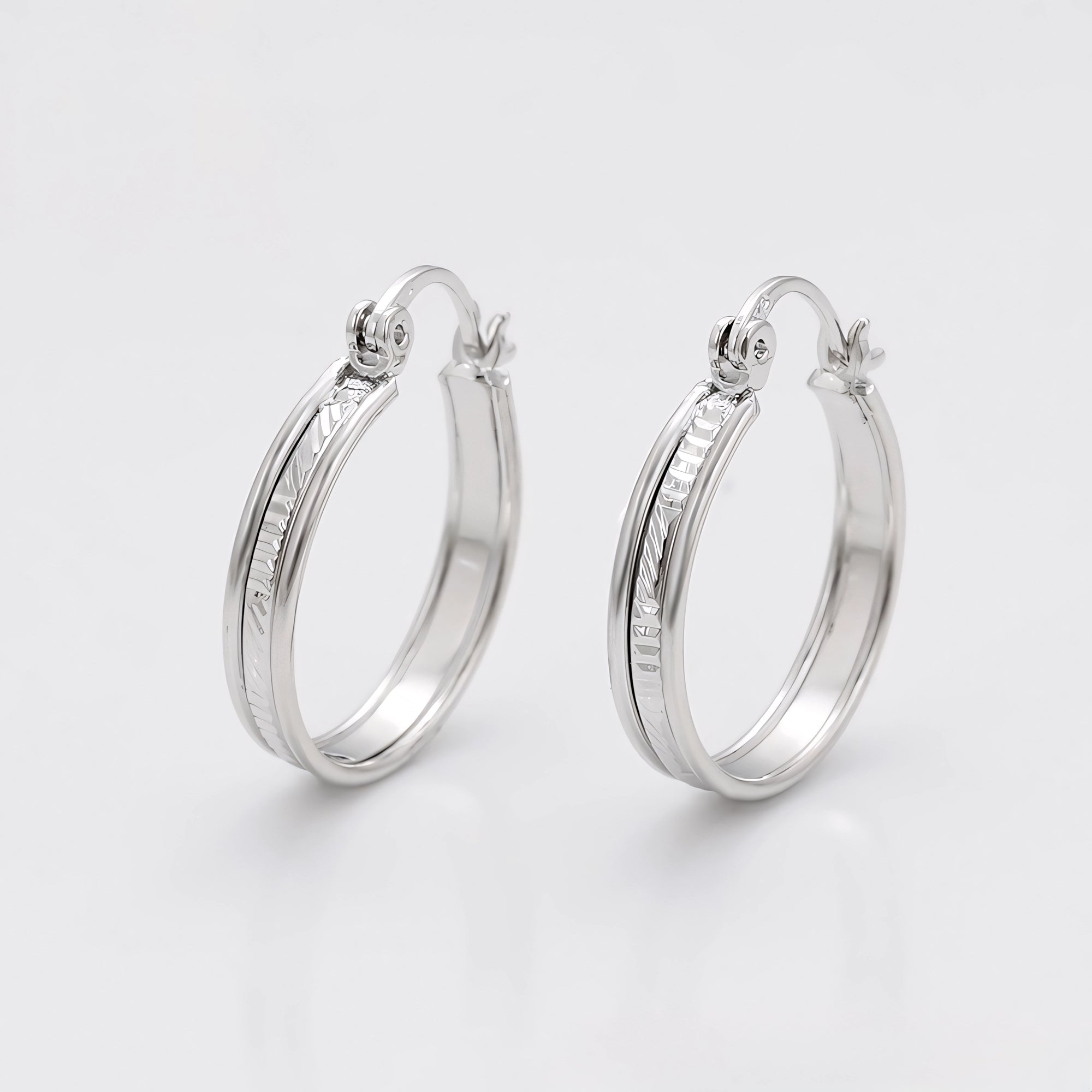 Arracada Elegante Chapada en Platino