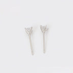 Broquel Mini Clásico con Zirconia Chapado en Platino