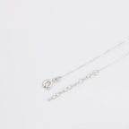 Collar Aura Espiral Con Zirconias Chapado En Platino