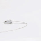 Collar Aura Espiral Con Zirconias Chapado En Platino