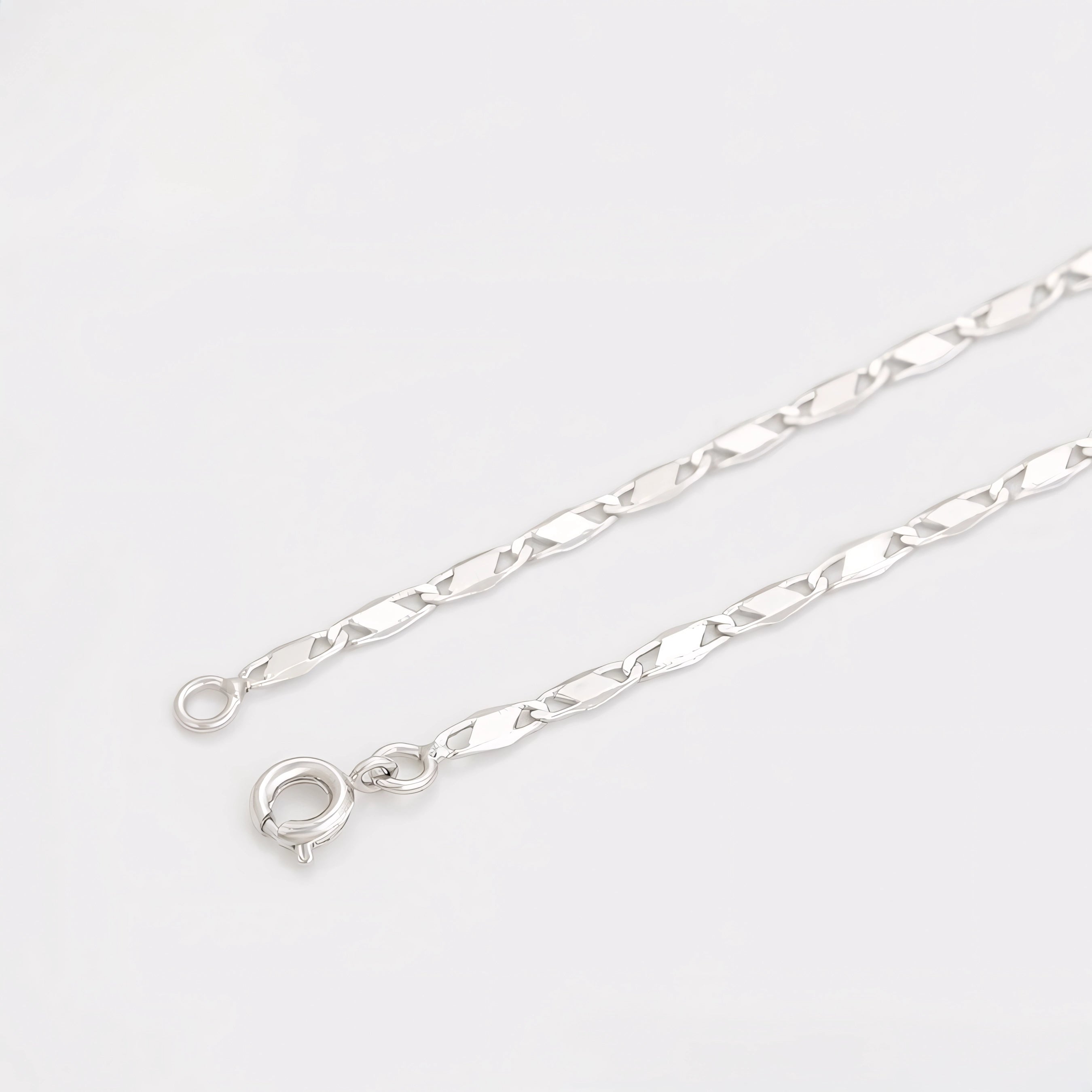 Collar Cruz Clásica Chapado En Platino