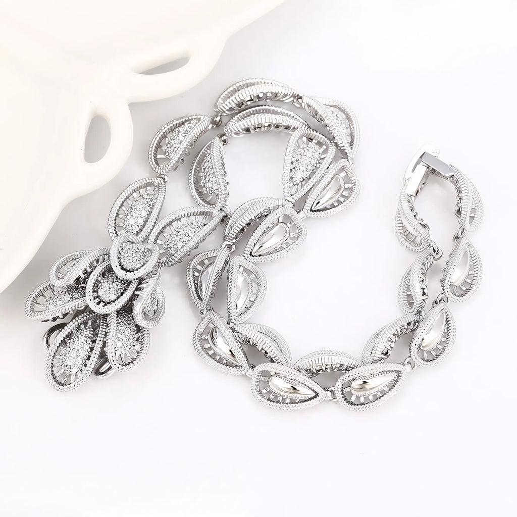 Collar Imperial Gota Con Zirconias Chapado En Platino Serie Deluxe
