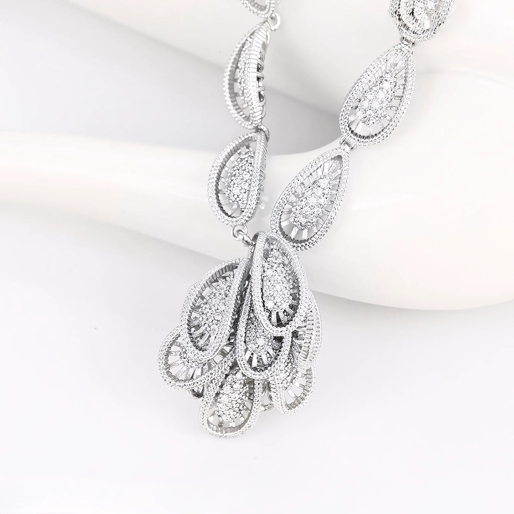 Collar Imperial Gota Con Zirconias Chapado En Platino Serie Deluxe