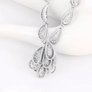 Collar Imperial Gota Con Zirconias Chapado En Platino Serie Deluxe