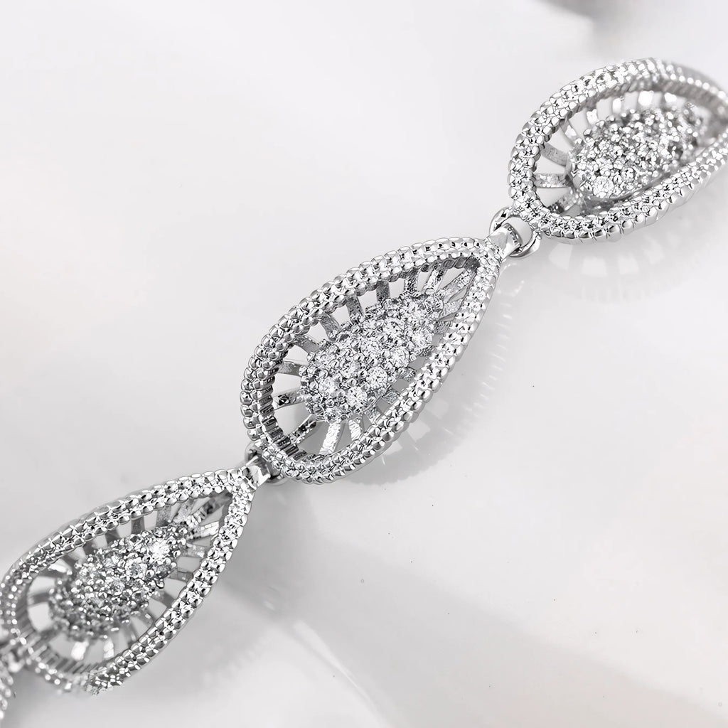 Collar Imperial Gota Con Zirconias Chapado En Platino Serie Deluxe