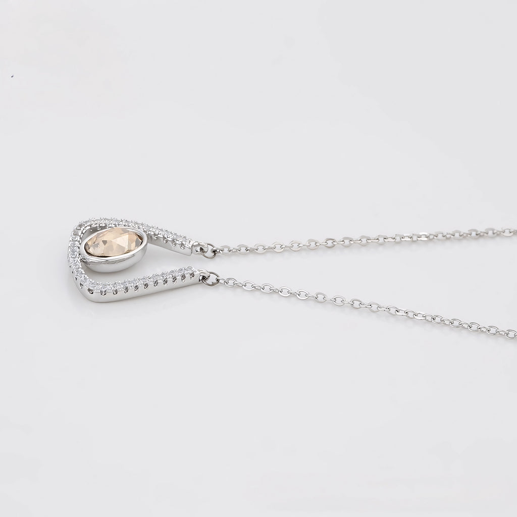 Collar Minimalista Con Zirconias Chapado En Platino