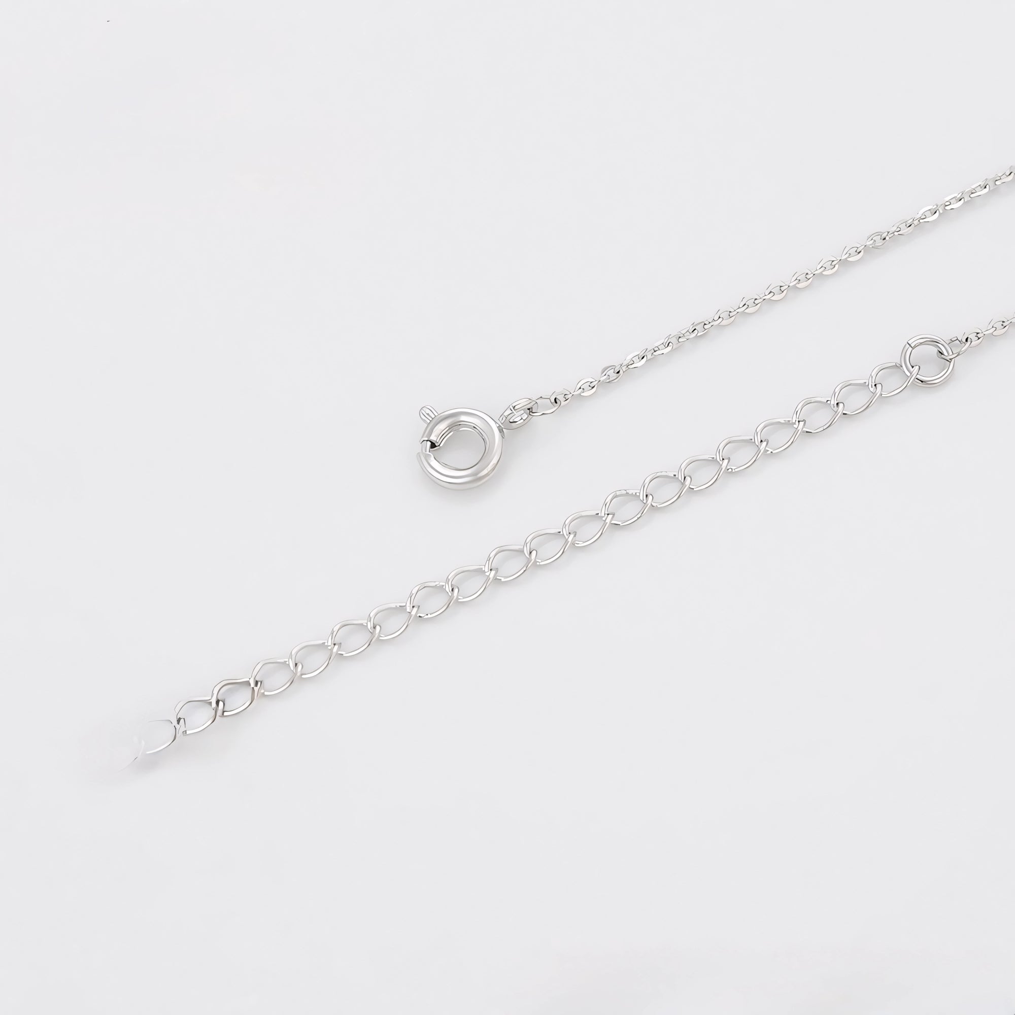 Collar Minimalista Elegante Con Zirconias Chapado En Platino