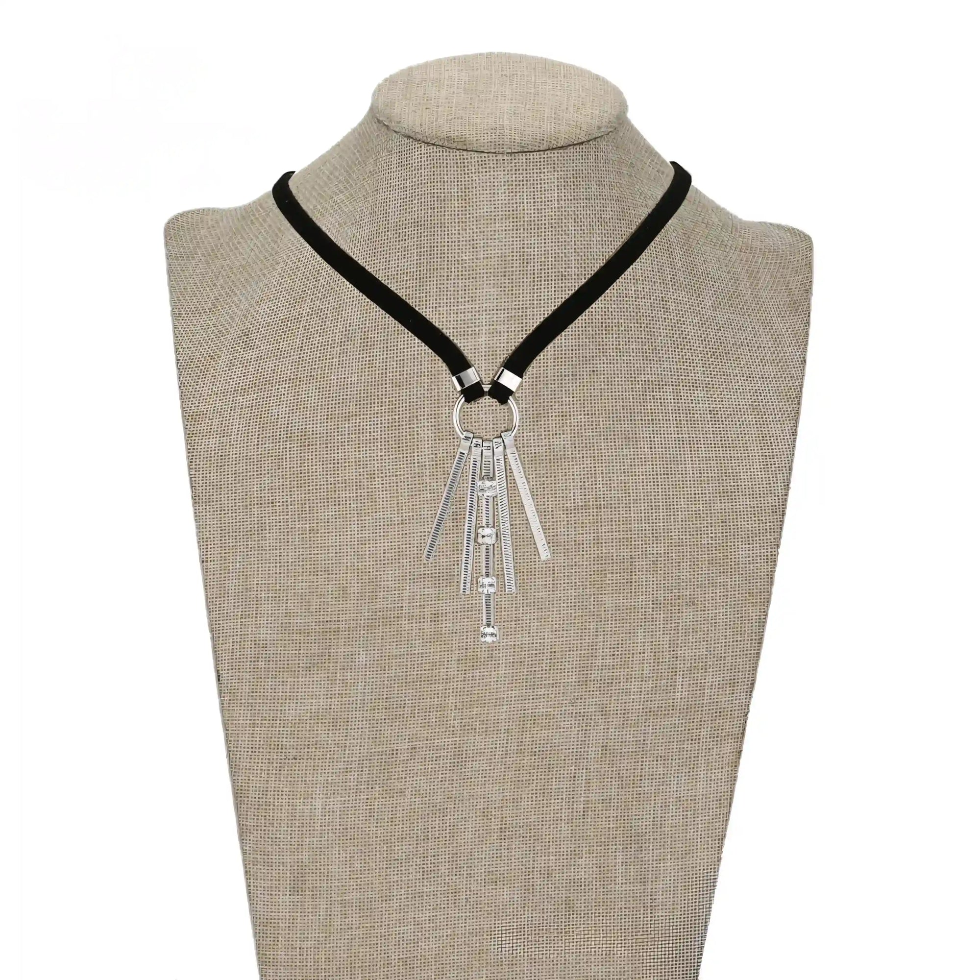 Collar Tipo Choker Con Dijes Colgantes Chapado En Platino