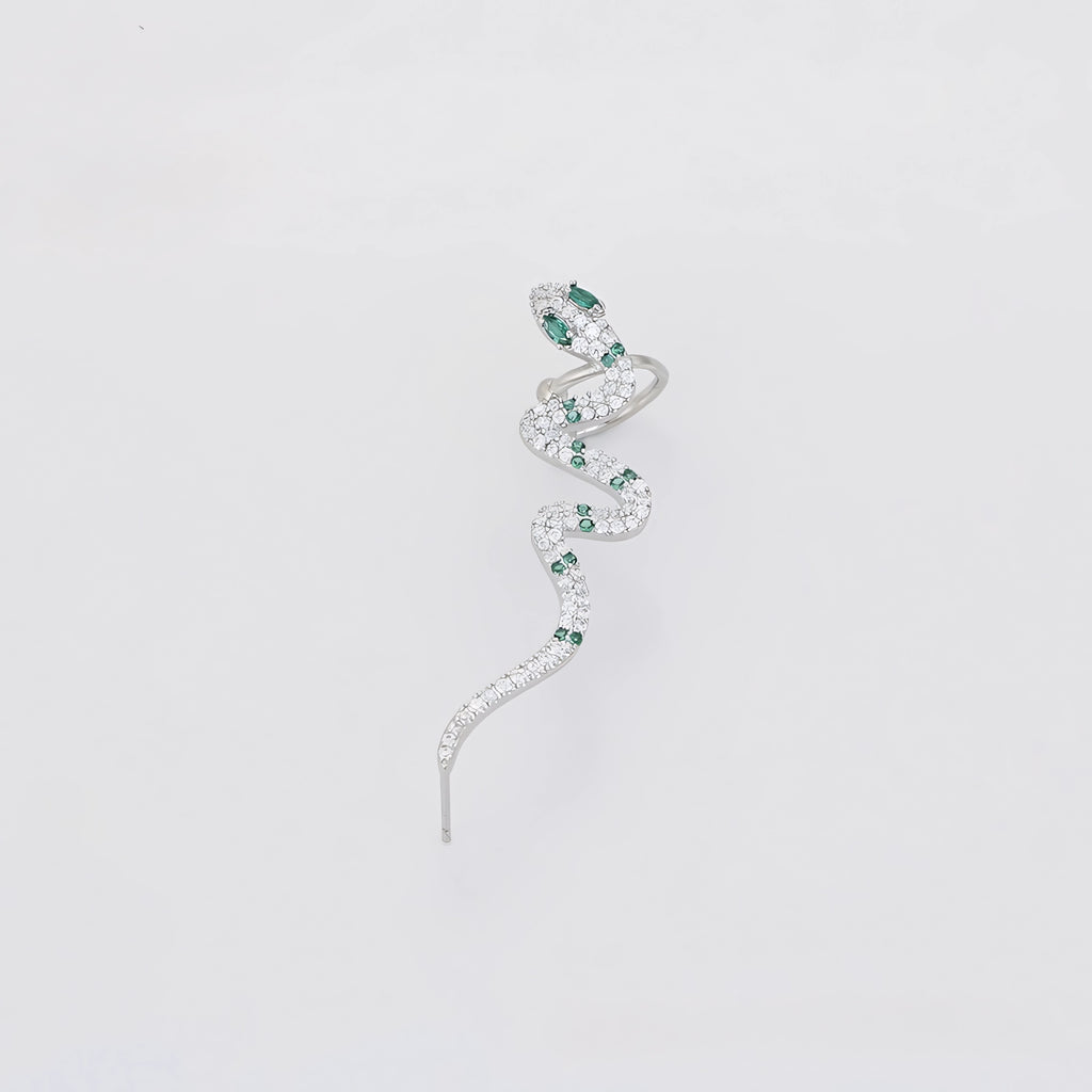 Ear Cuff Serpiente Elegante con Zirconias y Detalles Verdes Chapado en Platino