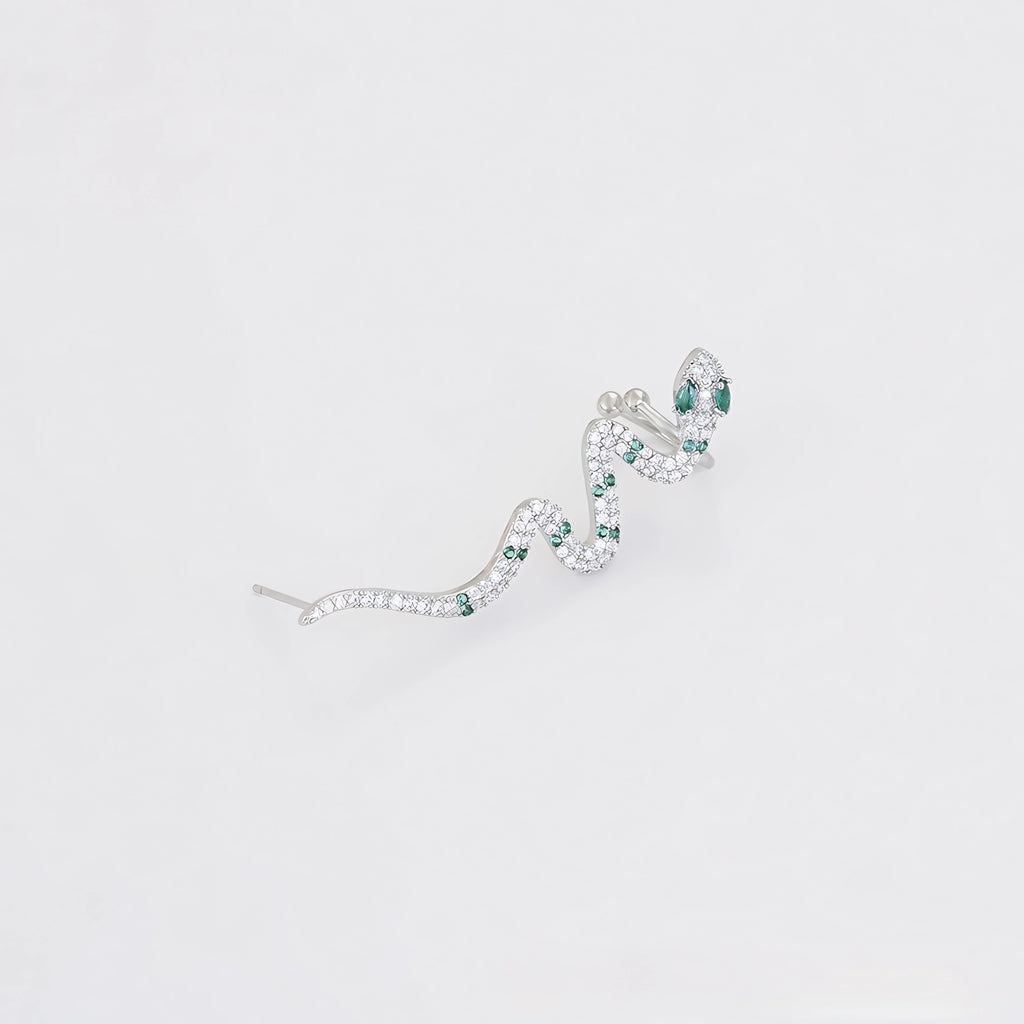 Ear Cuff Serpiente Elegante con Zirconias y Detalles Verdes Chapado en Platino
