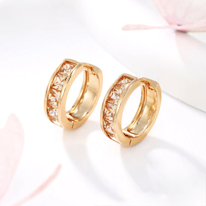 Huggie Minimalista con Zirconia Oro Laminado 18K