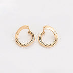 Huggie Serie de Lujo con Zirconias Oro Laminado 18K