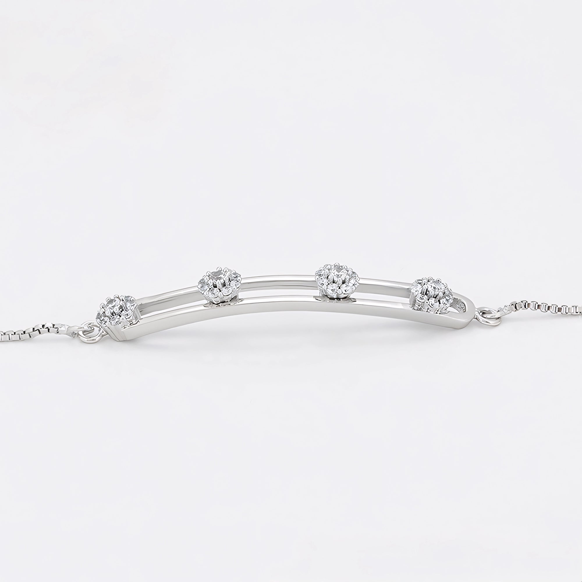 Pulsera con Zirconias Brillantes Chapada en Platino Estilo Elegante