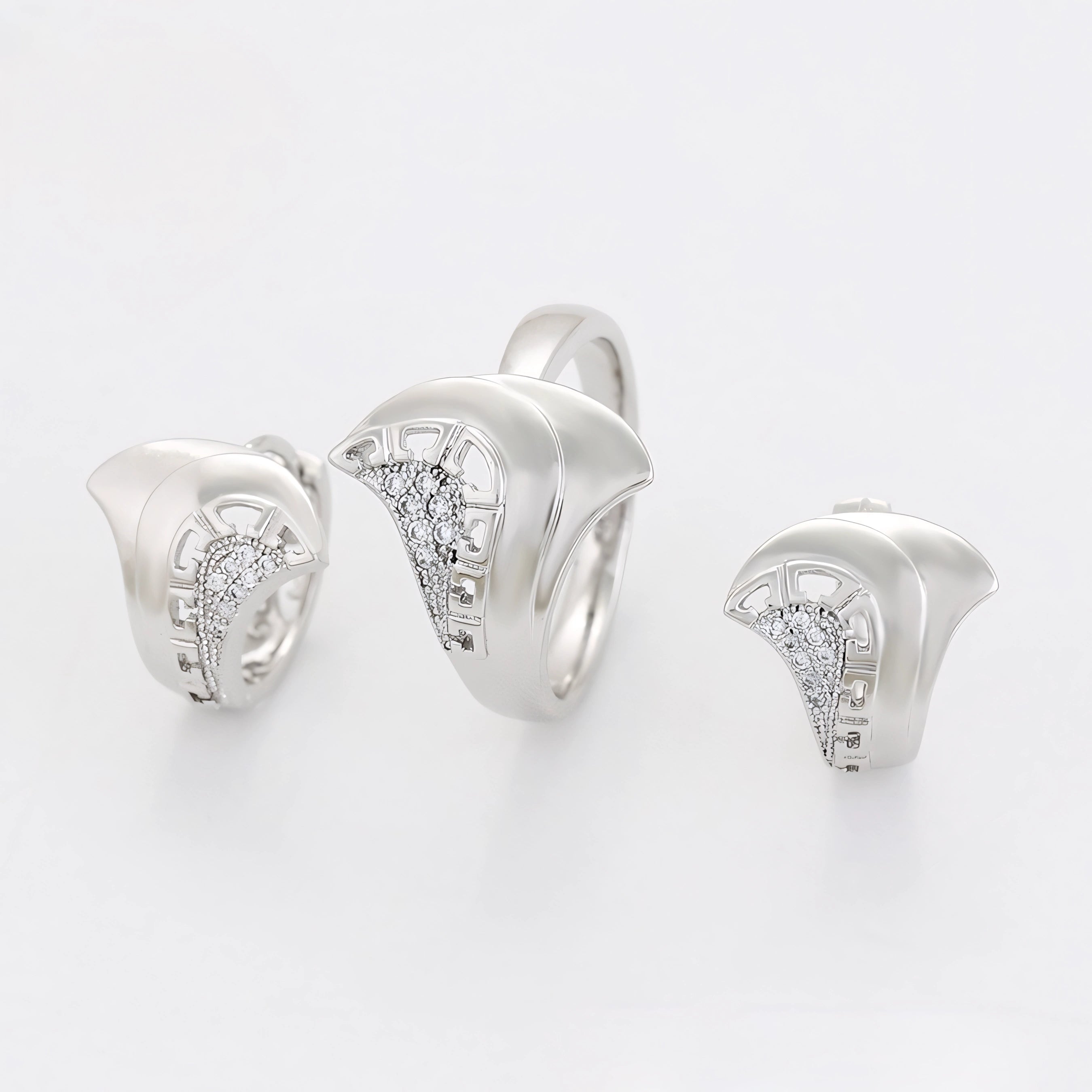 Set de Aretes y Anillo Chapado en Platino con Zirconia