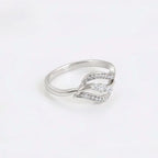 Set de Aretes y Anillo Chapado en Platino Elegante y Moderno