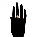 Set de Aretes y Anillo en Oro Laminado 18K Elegante