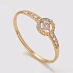 Set de Lujo Aretes Anillo Brazalete y Dije en Oro Laminado 18K