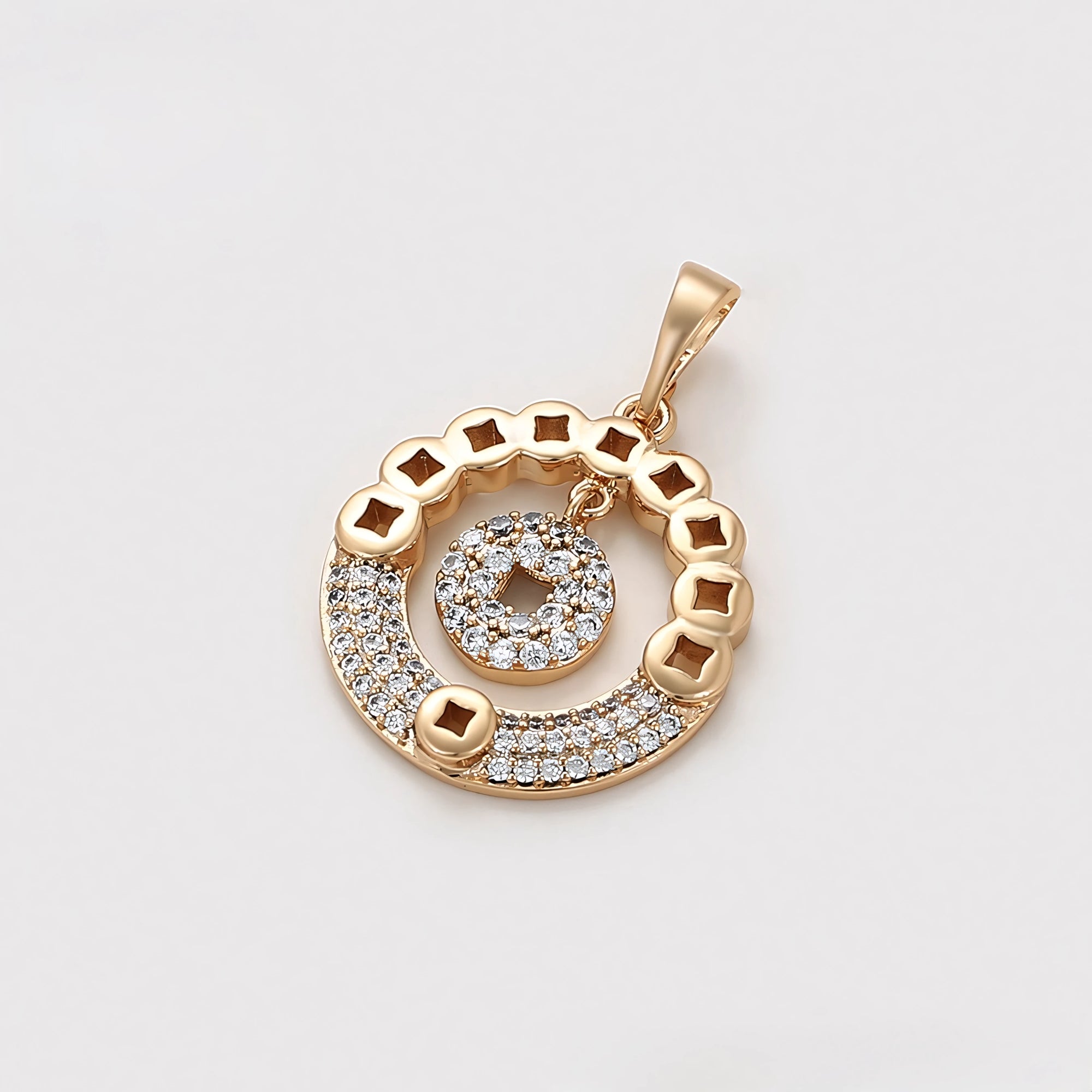 Set de Lujo Aretes Anillo Brazalete y Dije en Oro Laminado 18K
