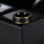 Anillo Acero Negro con Detalles Dorados